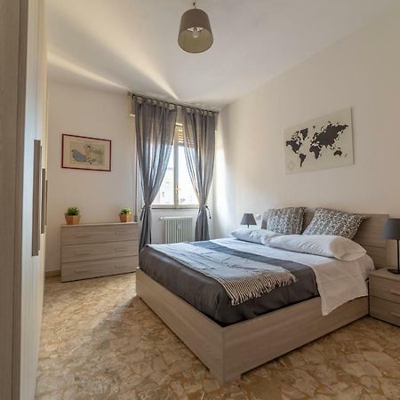 Bologna Fiera Fani Apartment Buitenkant foto